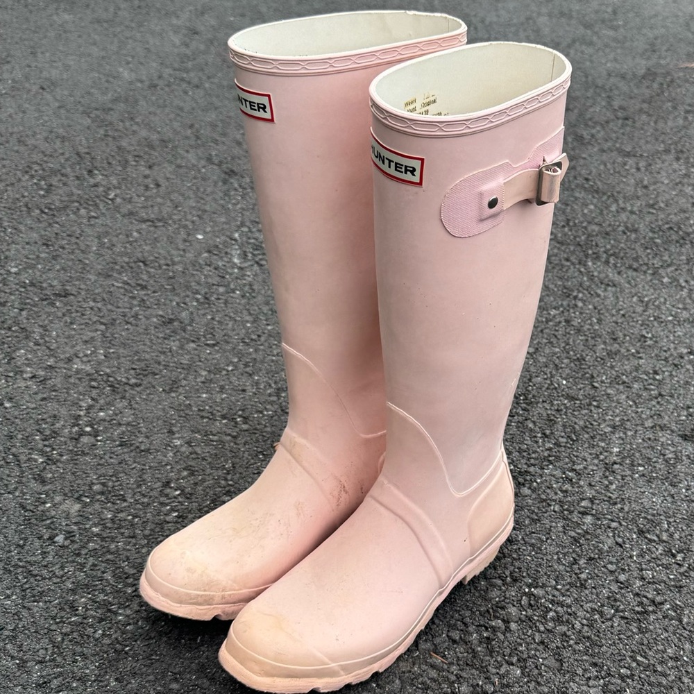 Hunter Women's Light Pink Rain Boots